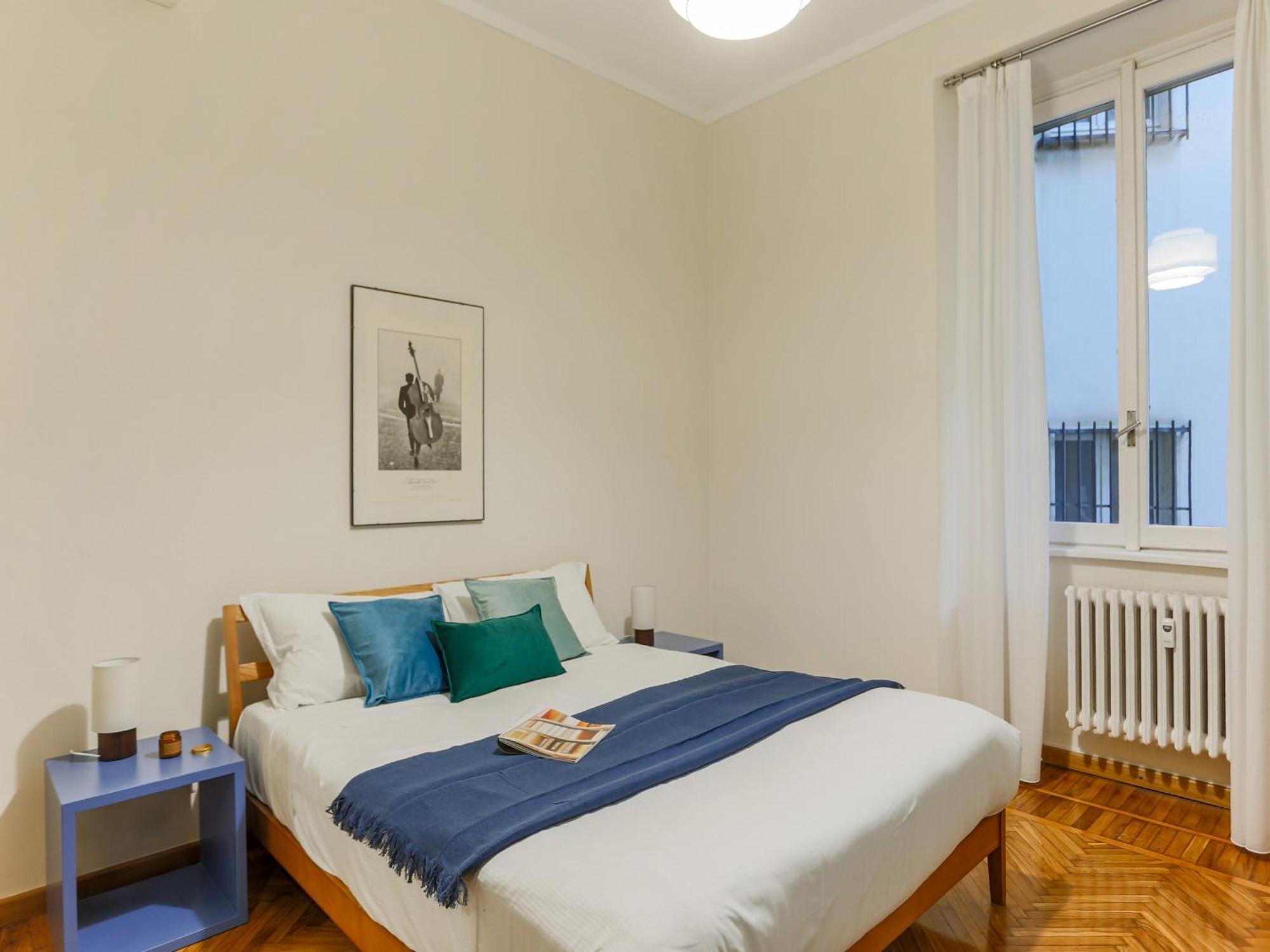 The Best Rent - Bright One Bedroom Apartment With Balcony In Moscova Milão Exterior foto